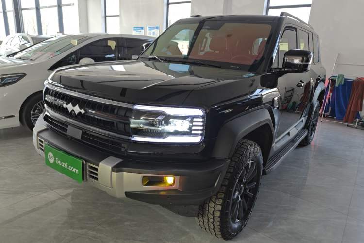 Used Formula Leopard 5 2023 Navigator Edition