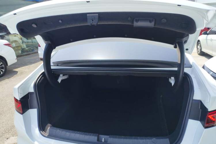 Used BYD Qin PLUS 2024 HONOR Edition DM-i 55KM Leading Model Trunk