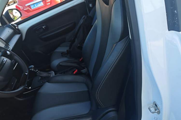 Used Roewe Clever 2022 311km QiQi BoBo Edition
