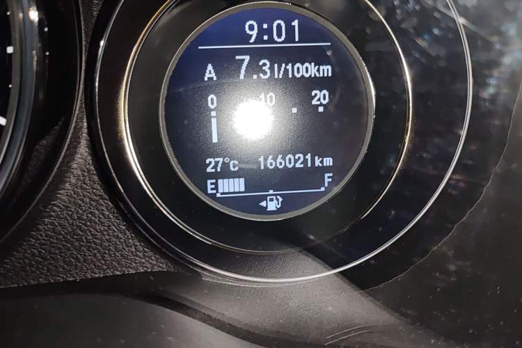 Used Honda XR-V 2015 1.8L VTi CVT Luxury Edition Odometer Close Up