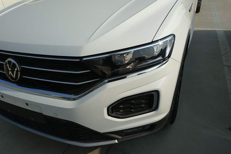 Used Volkswagen T-ROC 2022 280TSI DSG Two-Wheel Drive Comfort PLUS Left Front Headlight