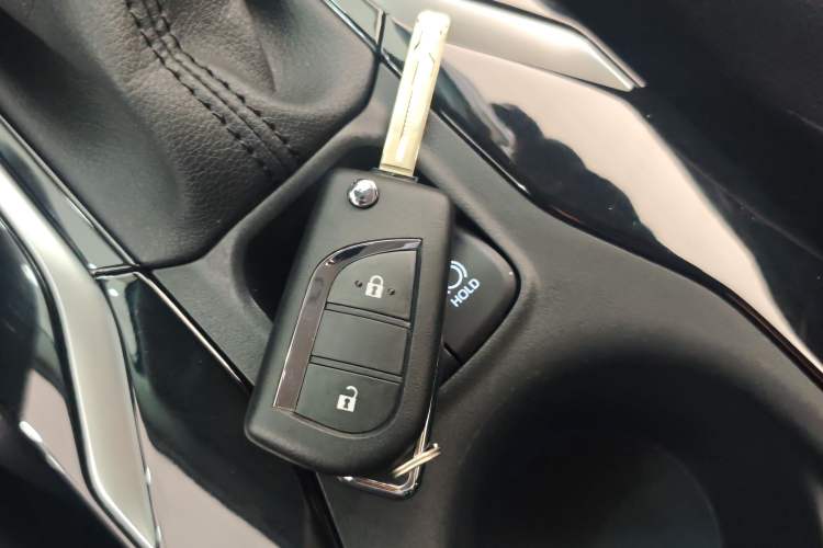 Used Toyota FRONTLANDER 2024 2.0L CVT Elite Plus Edition
