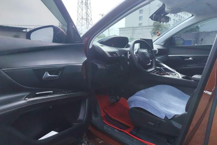 Used Peugeot 4008 2017 350THP Elite Edition Driver Seat