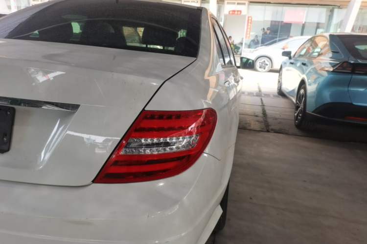 Used Mercedes-Benz C-Class 2013 C 180 Classic Grand Edition
