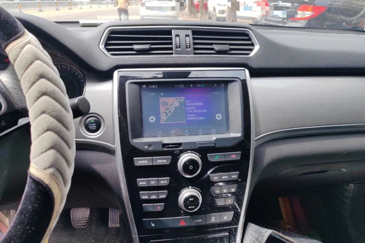 Used Haval H2 2017 Red-Label 1.5T Manual Two-Wheel Drive Luxury Model