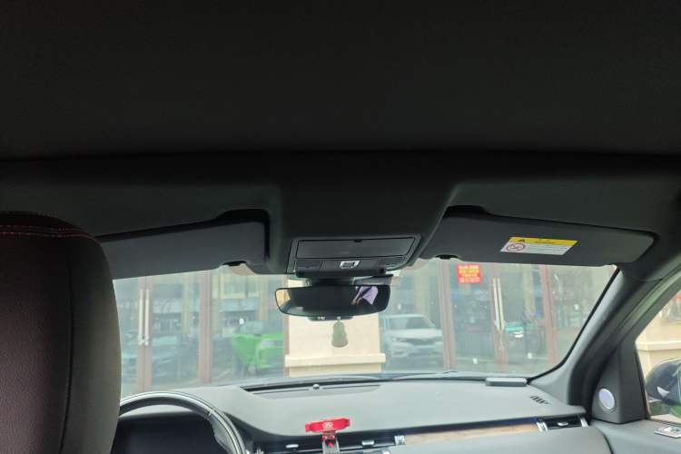 Used Land Rover Discovery Sport 2020 249 PS R-Dynamic Performance Edition
