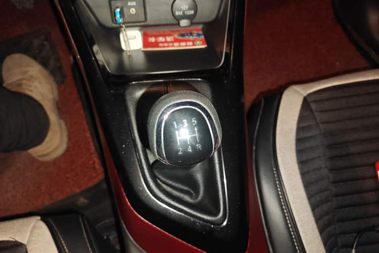 Used Nissan Lannia 2016 1.6L Manual Cool Edition
