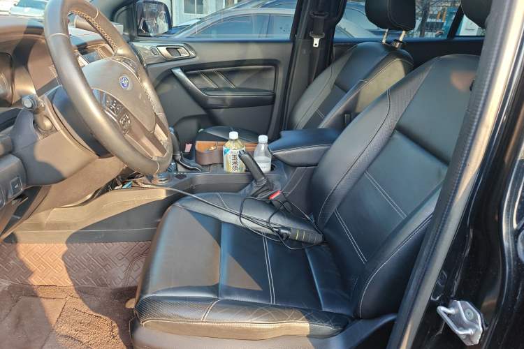 Used Ford Everest 2017 2.0T Gasoline Automatic 4x4 Flagship Edition 7 Seats