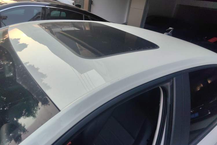 Used Volkswagen Lavida 2022 1.5L Automatic Comfort Edition Roof