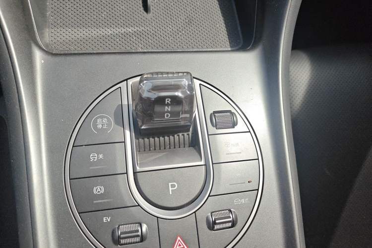 Used BYD Sealion 05 DM-i 2025 DM-i 115KM Prestige Model Gear Lever