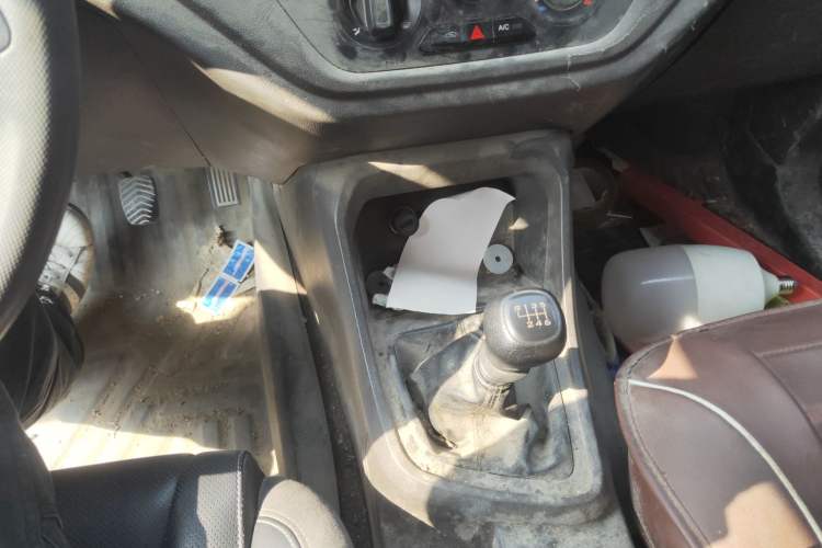 Used Wuling Hongguang V 2019 1.5L Base Window-Sealed Vehicle China VI LAR Gear Lever