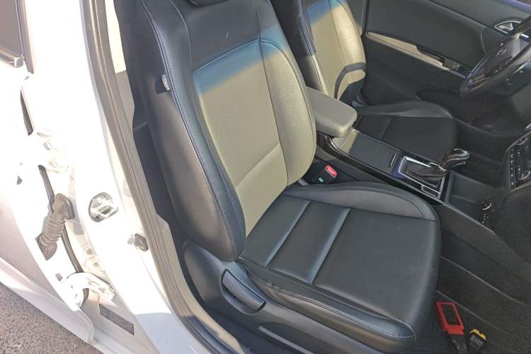 Used Hyundai Mistra 2014 1.8L Automatic Deluxe DLX Model
