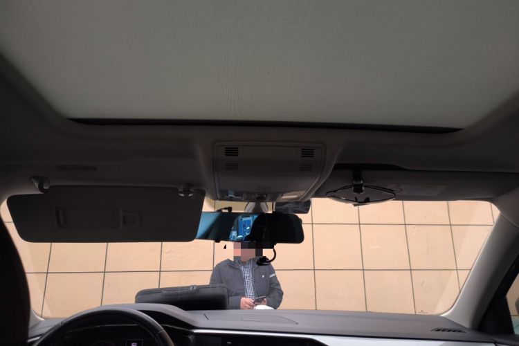 Used Volkswagen Tayron 2021 280TSI Two-Wheel Drive Luxury Smart Connectivity Version
