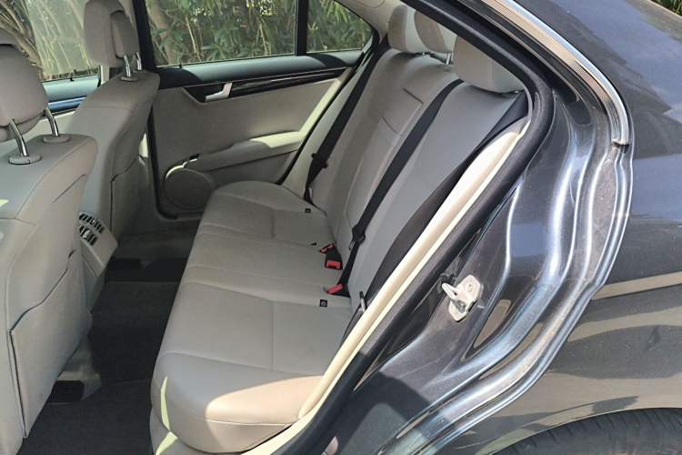 Used Mercedes-Benz C-Class 2013 C 180 Classic Grand Edition Left Rear Seat