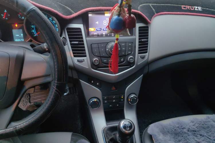 Used Chevrolet Cruze 2013 1.6L SL Sunroof Edition MT
