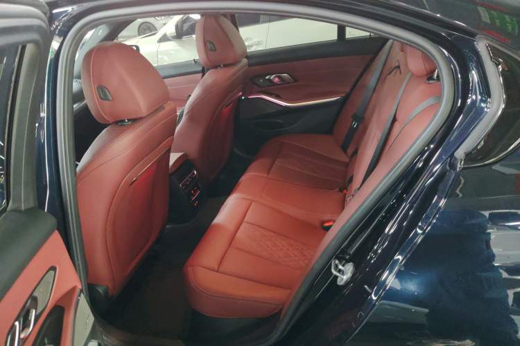 Used BMW 3 Series 2025 330i M Sport Night Edition Package
