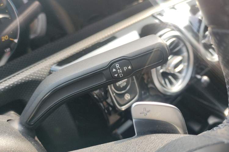 Used Mercedes-Benz A-Class 2019 Restyled A 200 L Sport Sedan Gear Lever