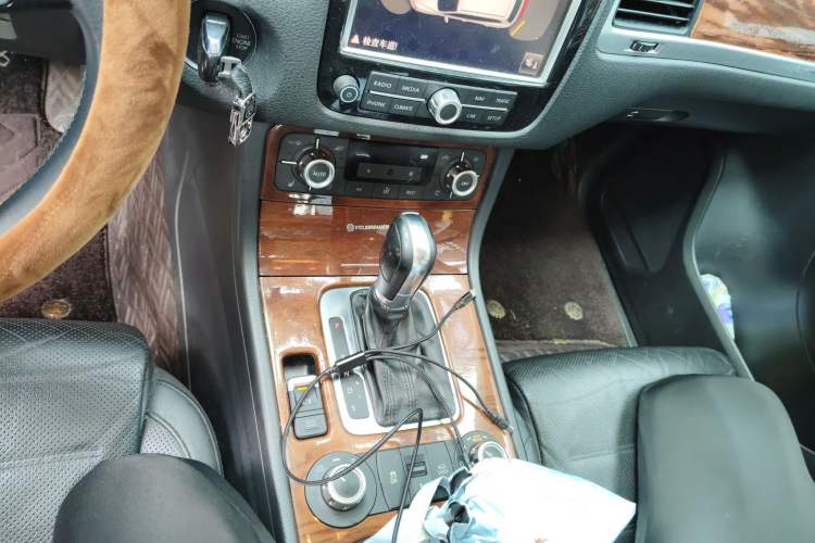 Used Volkswagen Touareg 2011 3.0 TSI Standard Version