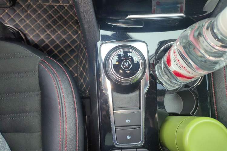 Used Ford Escape 2020 EcoBoost 245 Four-Wheel Drive ST-LINE Deluxe Edition