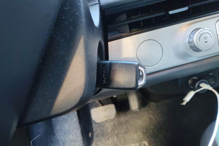 Used CHANGAN NEVO Lumin 2022 155 km – Refreshingly Sweet Edition
