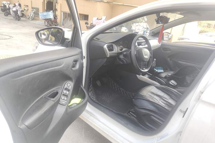 Used Peugeot 301 2017 1.6L Manual Comfort Edition
