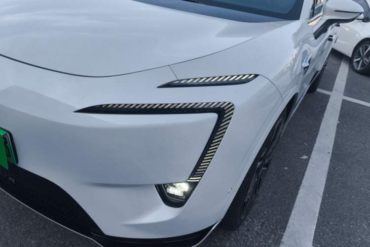 Used Avatr 11 2023 Long-Range Single-Motor Version 5 Seats
