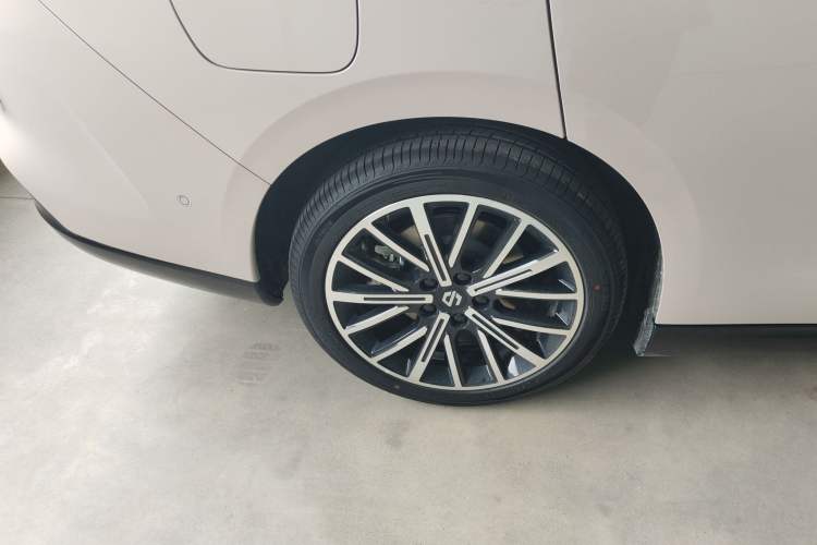 Used Leapmotor B01 2025 650 LiDAR Edition