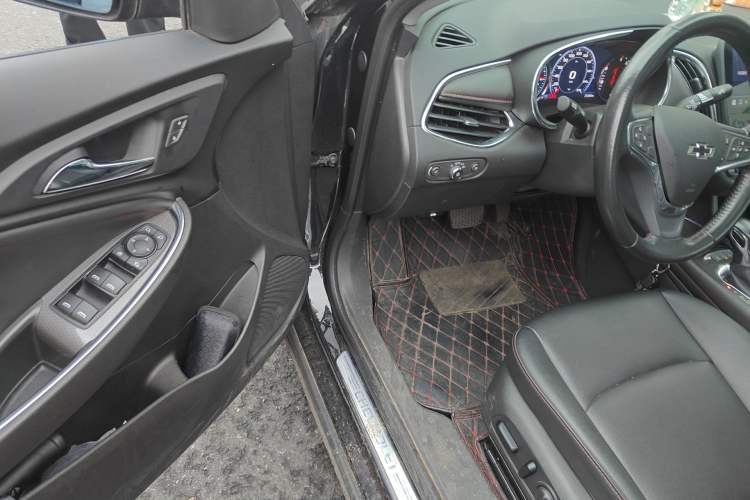 Used Chevrolet Malibu XL 2022 Redline 550T Automatic RuiLian Edition Driver Seat