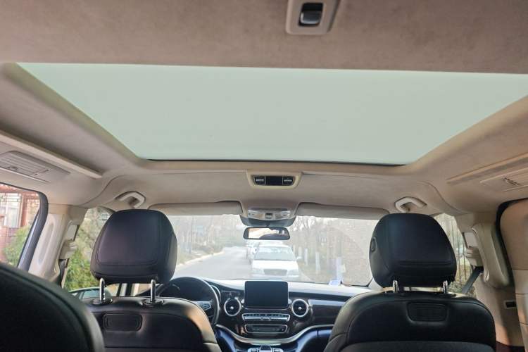 Used Mercedes-Benz V-Class 2017 V 260 L Prestige Extended Edition