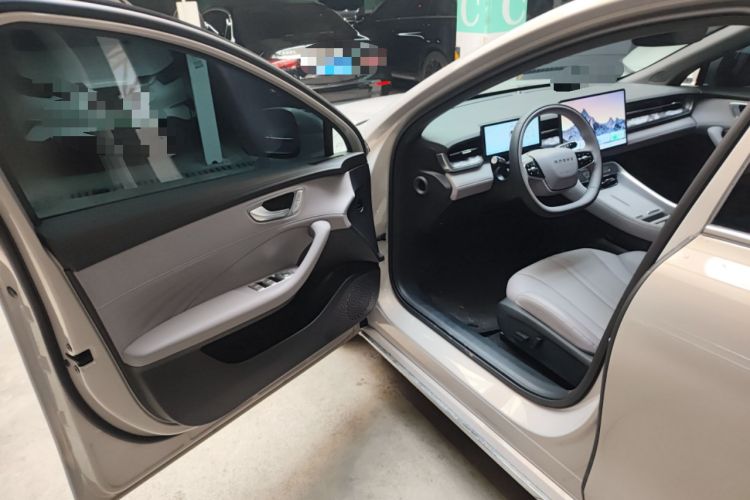 Used Roewe M7 DMH 2025 Model 160km Comfort Version
