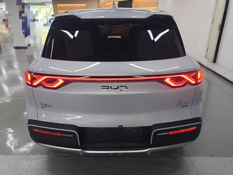 Used BYD Yuan UP 2025 Intelligent Driving Version 401 KM Dynamic Edition — 5