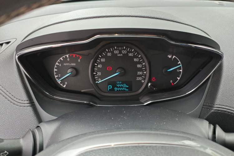 Used Ford Escort 2017 Happiness Edition 1.5L Automatic Fashion Version