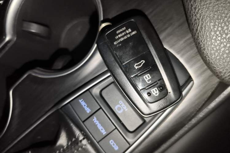 Used Toyota Camry 2023 2.5G Luxury Edition