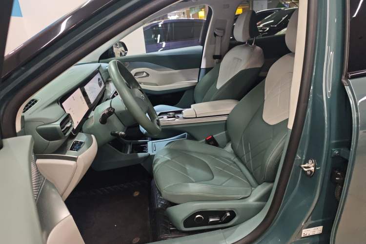 Used ARCFOX Alpha S 2023 735E+ Forest Edition 160kW Left Front Seat