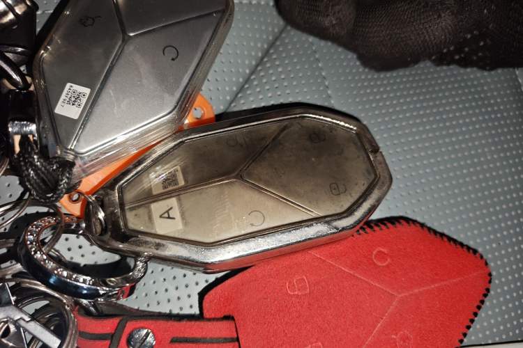 Used Formula Leopard 5 2023 Explore Edition