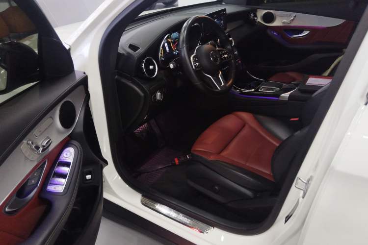 Used Mercedes-Benz GLC Coupe 2021 GLC 260 4MATIC Coupe SUV Driver Seat