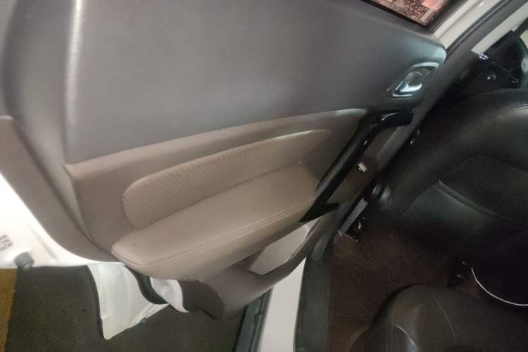 Used GAC Trumpchi GS4 New Energy 2017 1.5L PHEV Smart Enjoyment Edition
