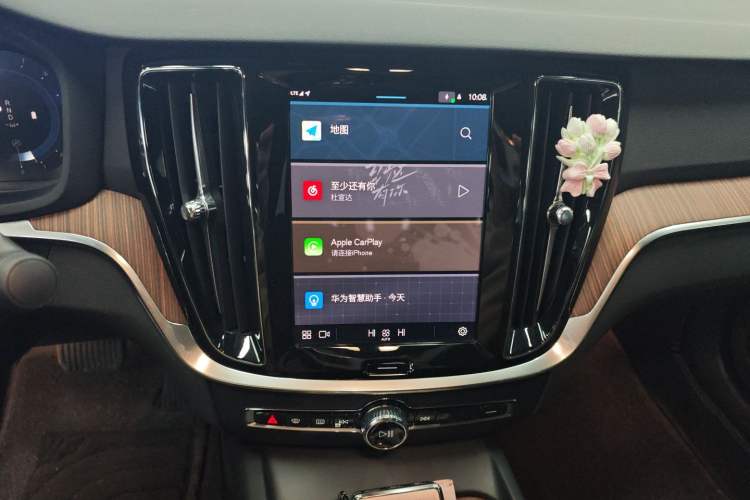 Used Volvo S60 2025 B4 Zhiyuan Luxury Edition
