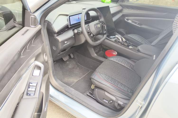 Used Geely Auto Emgrand X7 Sport 2023 Boyue COOL 1.5TD Smart Model Driver Seat