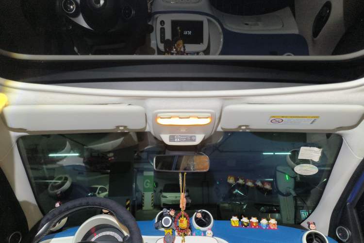 Used smart forfour 2016 0.9T 66 kW Ultimate Edition Headliner