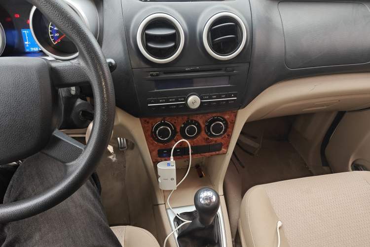 Used CHANGAN KAICHENG Ounuo S 2012 1.3L Elite Version Audio And AC Panel