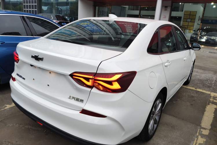 Used Chevrolet Monza 2022 320 Automatic Enjoyment Sunroof Version
