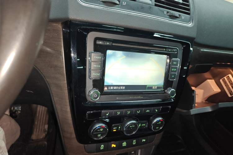 Used Skoda Yeti 2014 1.8TSI DSG All-Wheel Drive Edition
