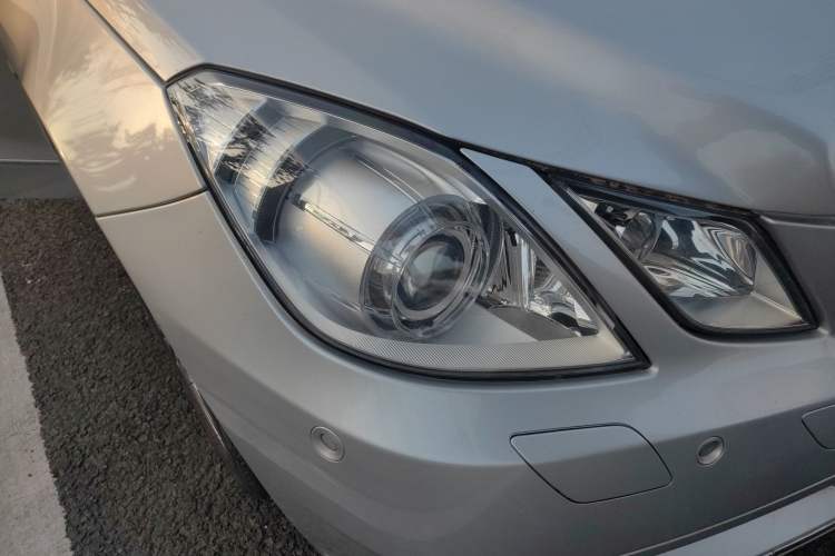 Used Mercedes-Benz E-Class 2010 E 260 CGI Coupe