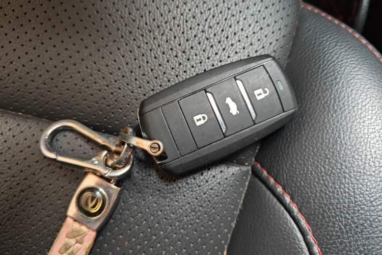 Used CHANGAN CS75 2016 1.8T Automatic Elite Model China V Standard Vehicle Key