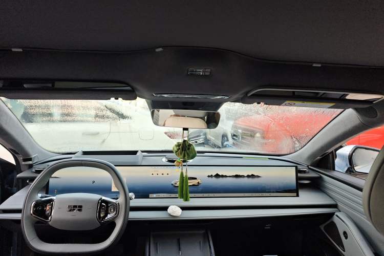 Used Geely Galaxy E8 2025 575 km Exploration Intelligent Driving Edition
