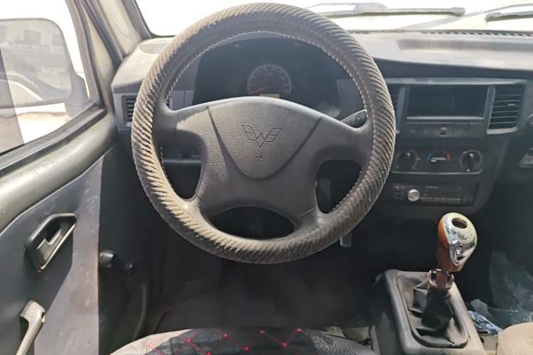 Used Wuling Zhiguang 2013 1.0L Practical Version
