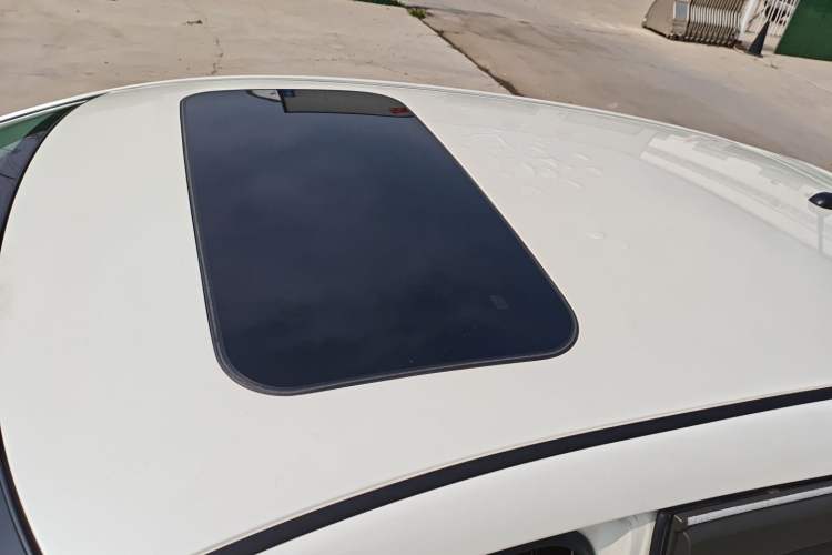 Used Nissan Tiida 2019 1.6L CVT Cool Dynamic Version China V Standard Roof