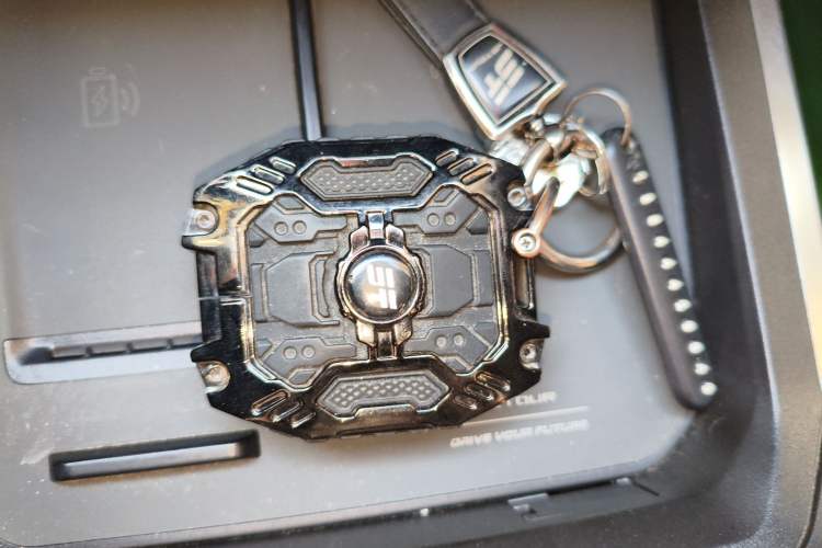 Used JETOUR Traveler 2024 2.0T All-Wheel-Drive CrossPRO+ Entertainment Edition Vehicle Key