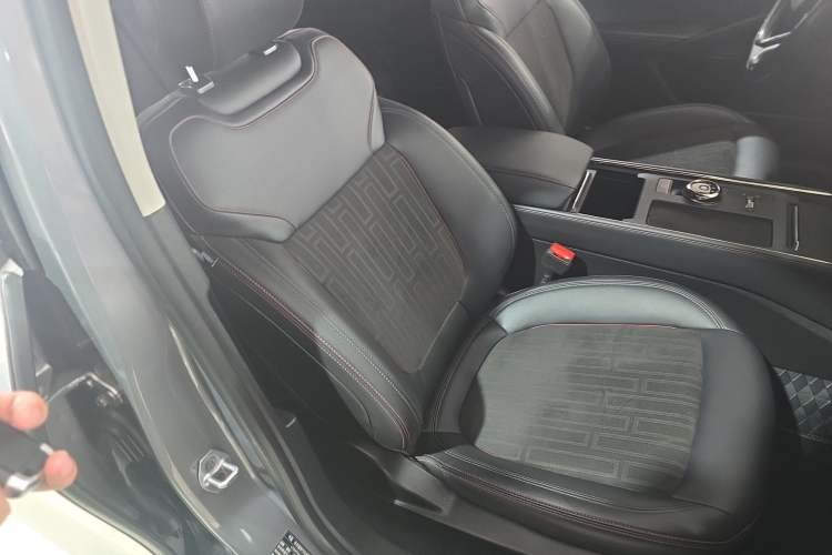 Used Ford Mondeo 2023 EcoBoost 180 Luxury Model
